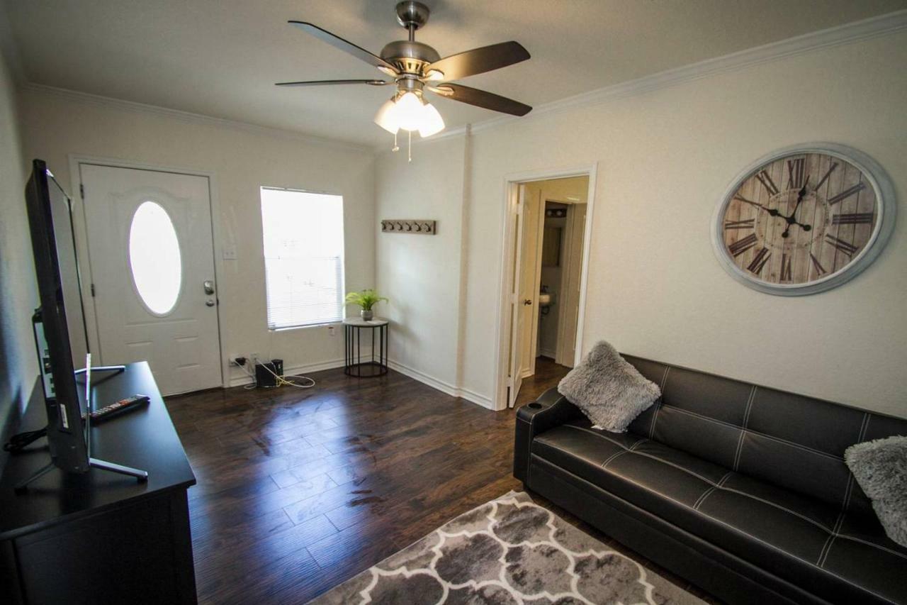 샌안토니오 Hays St Cozy Remodeled 2Br/2Ba House Sleeps 8 아파트 외부 사진