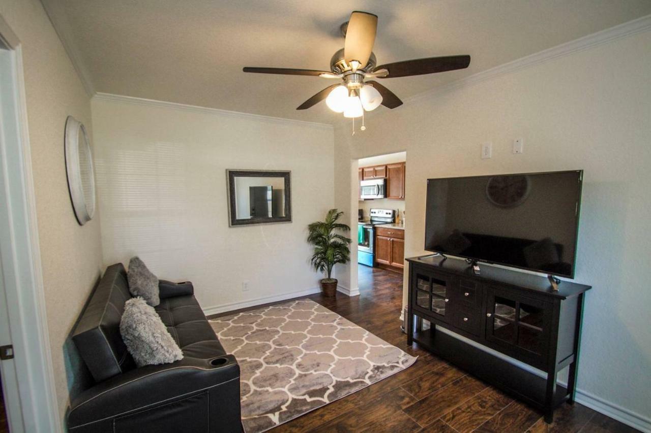 샌안토니오 Hays St Cozy Remodeled 2Br/2Ba House Sleeps 8 아파트 외부 사진